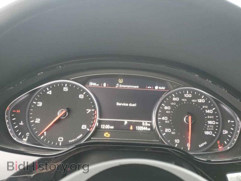 2012 Audi A8 (VIN WAURVAFD3CN019669) — фото 9 из 12
