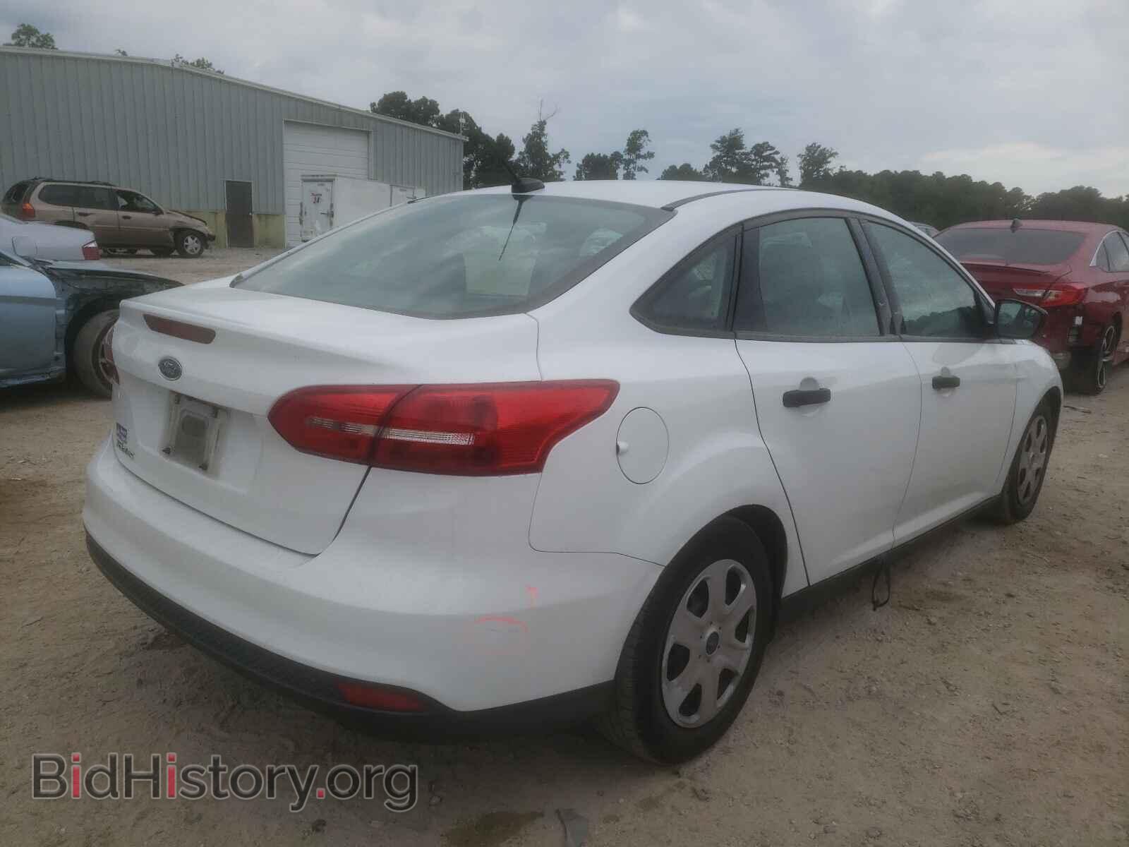 2016 FORD FOCUS - VIN: 1FADP3E24GL402904 - Photo 4