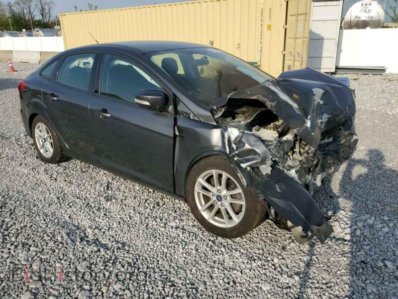 2017 Ford FOCUS (VIN 1FADP3F24HL289746) — фото 4 из 12