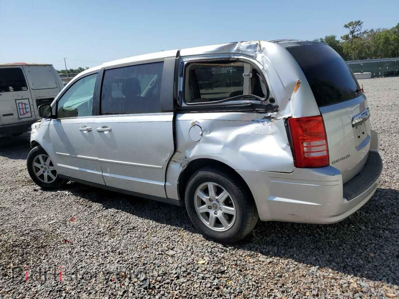 2010 CHRYSLER MINIVAN - VIN: 2A4RR2D11AR443013 - Фото 2