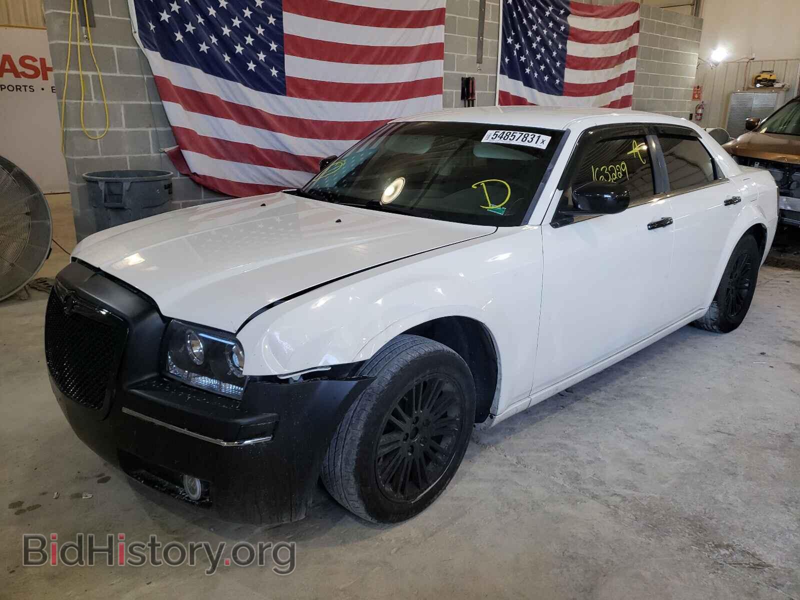 2010 CHRYSLER 300 - VIN: 2C3CA4CD0AH249805 - Фото 2