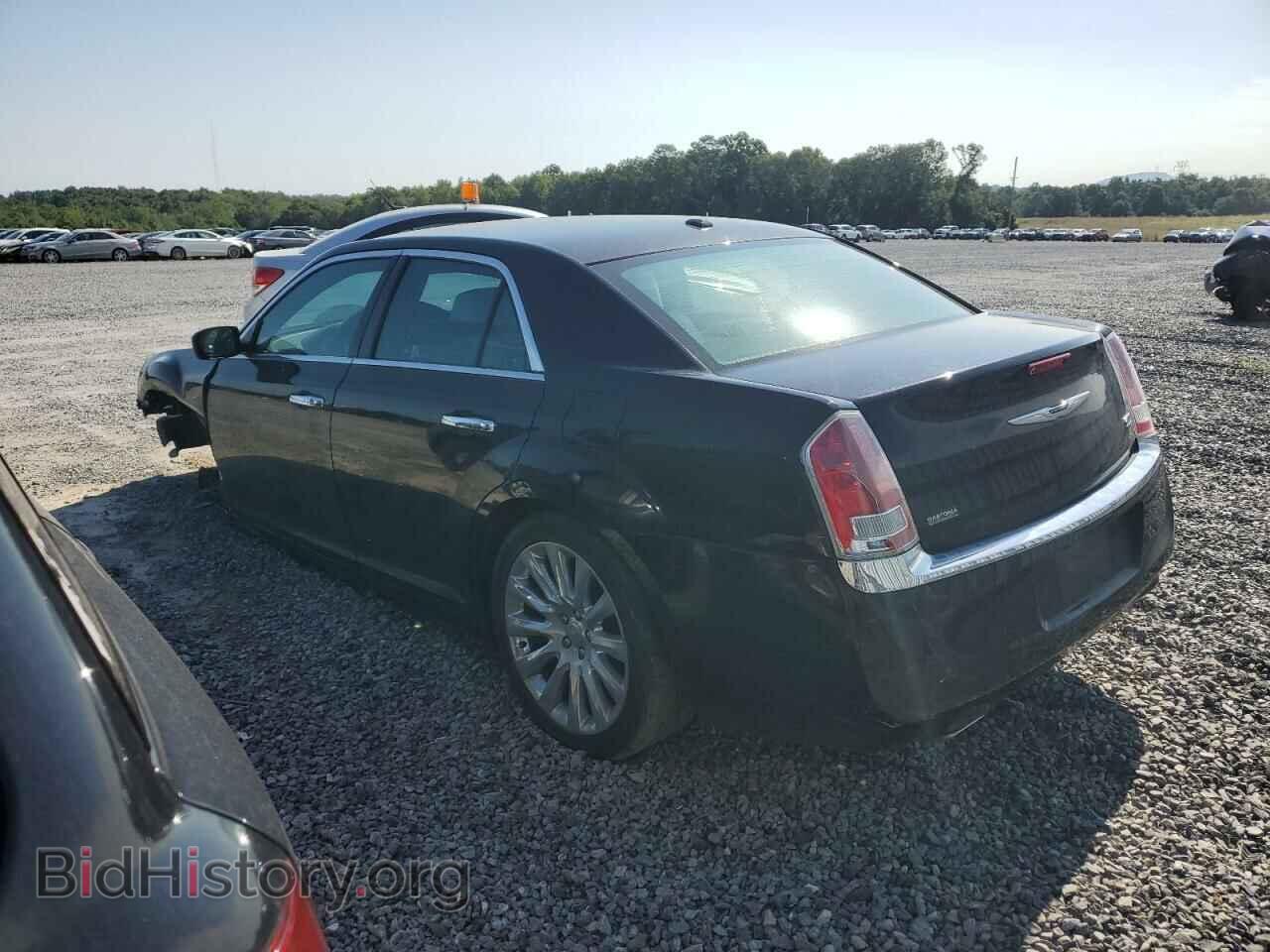 2014 CHRYSLER 300 - VIN: 2C3CCAAGXEH330063 - Фото 2