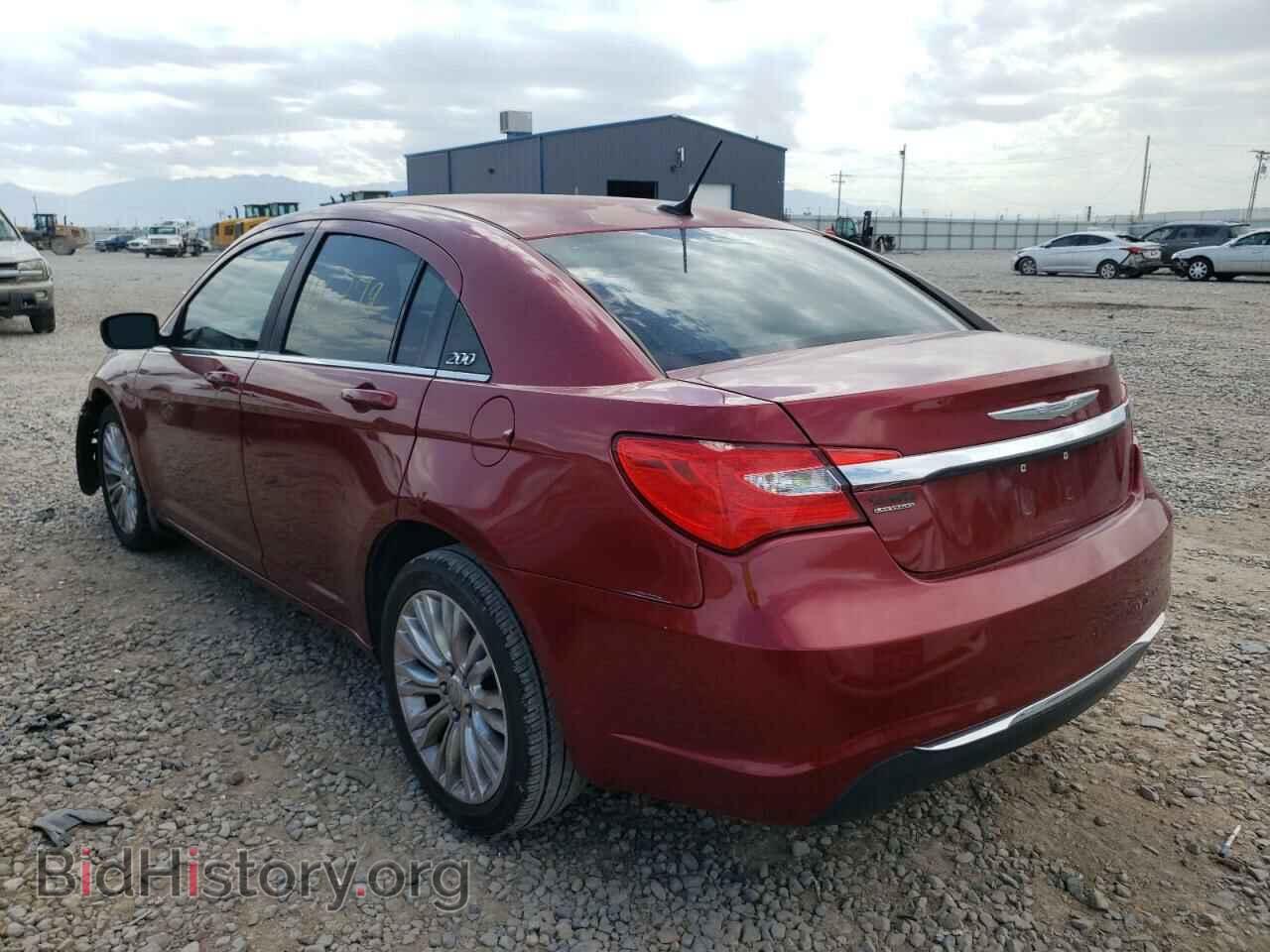 2013 CHRYSLER 200 - VIN: 1C3CCBAB3DN685561 - Фото 3