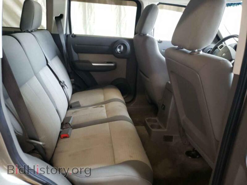 2007 Dodge NITRO (VIN 1D8GU58K77W546745) — photo 6 of 10