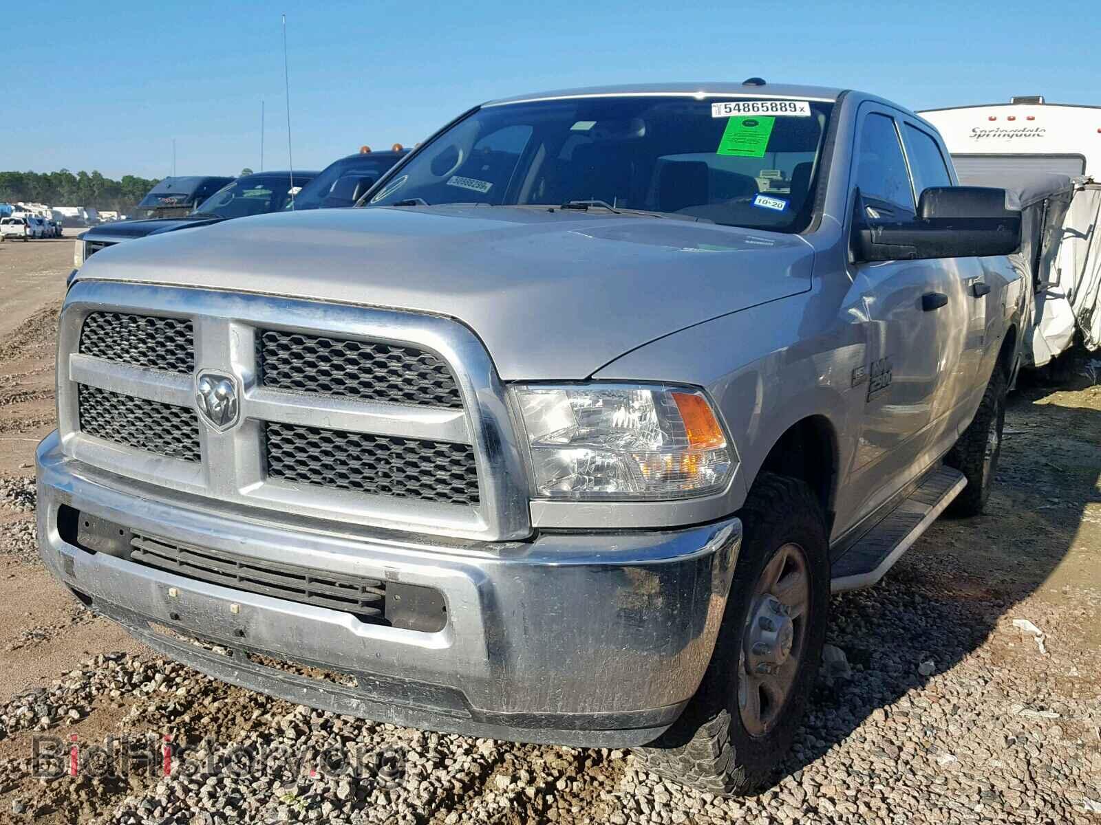 2017 RAM 2500 ST - VIN: 3C6TR4CT7HG558264 - Фото 2