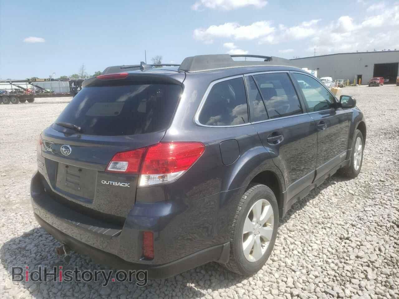 2011 SUBARU OUTBACK - VIN: 4S4BRCFC5B3366048 - Photo 4