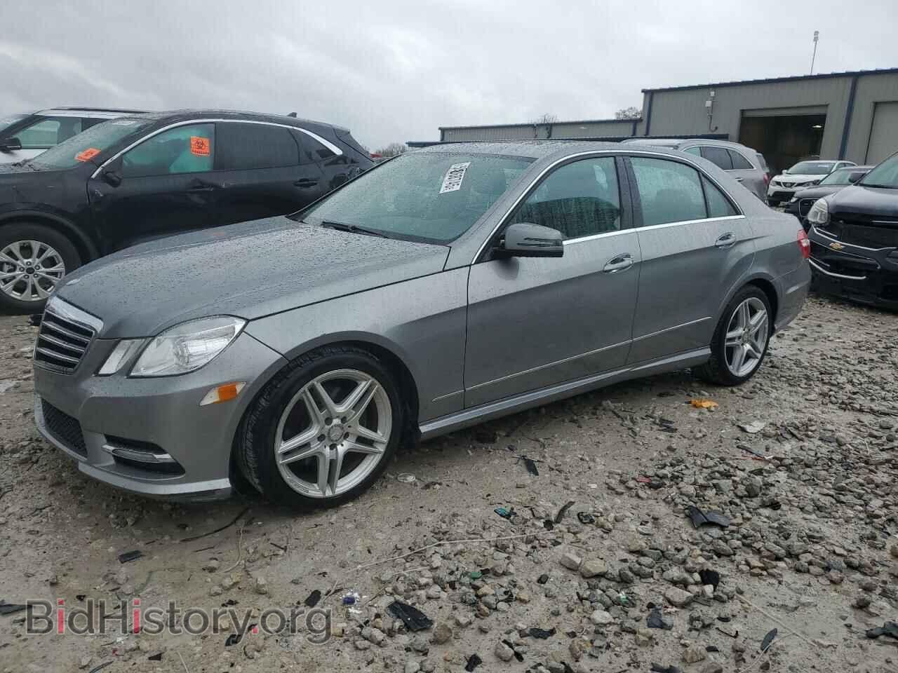 Photo WDDHF8JB7DA675723 - MERCEDES-BENZ E-CLASS 2013