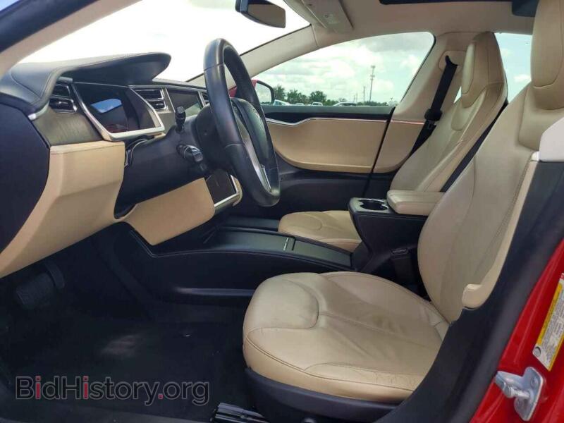 2013 Tesla MODEL S (VIN 5YJSA1CN5DFP09694) — фото 7 из 12