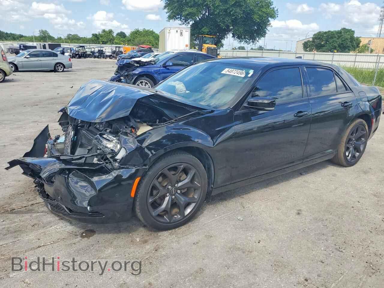 Photo 2C3CCABG6PH647002 - CHRYSLER 300 2023