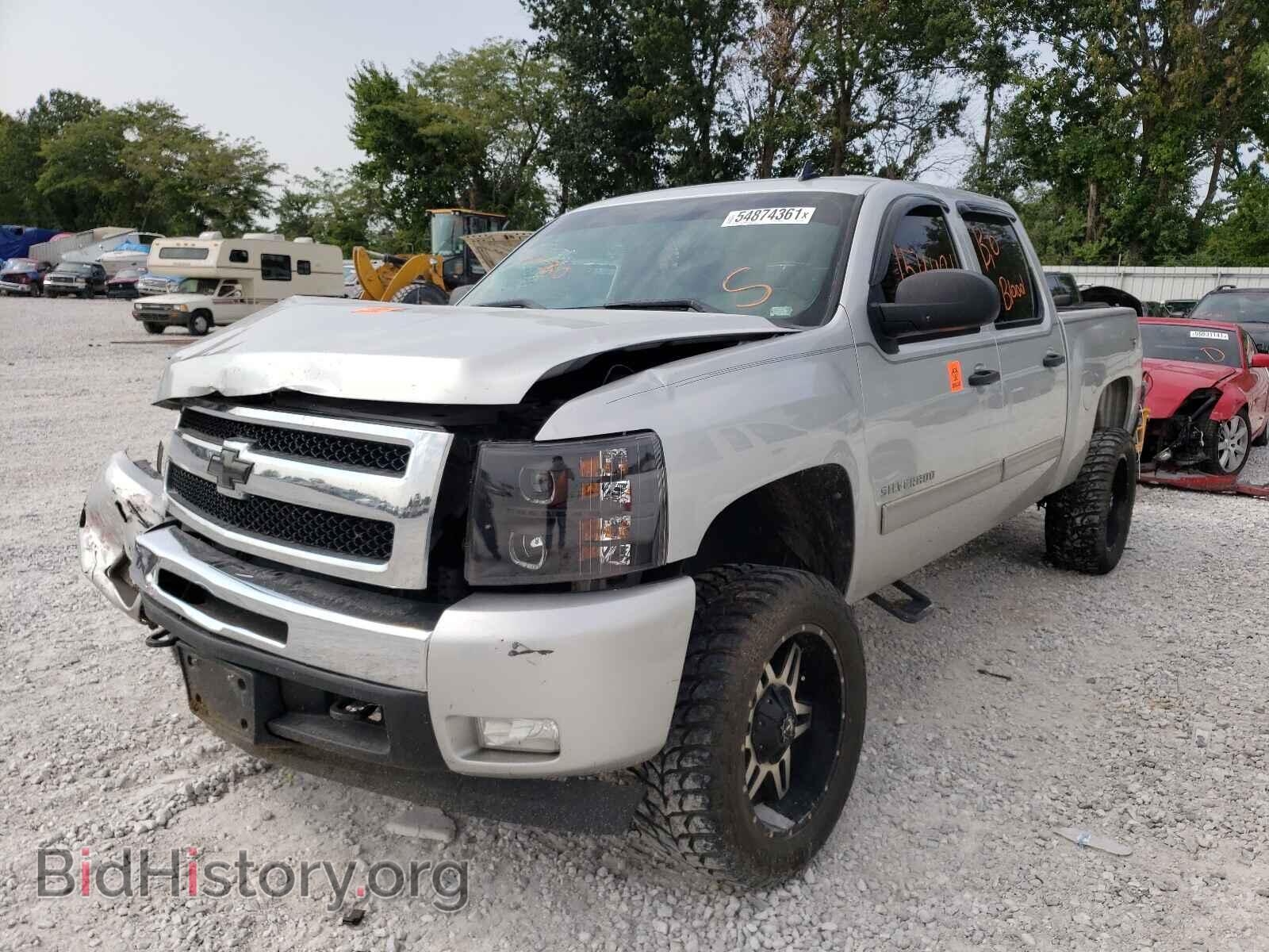 2011 CHEVROLET SILVERADO - VIN: 1GCPKSE3XBF241202 - Фото 2