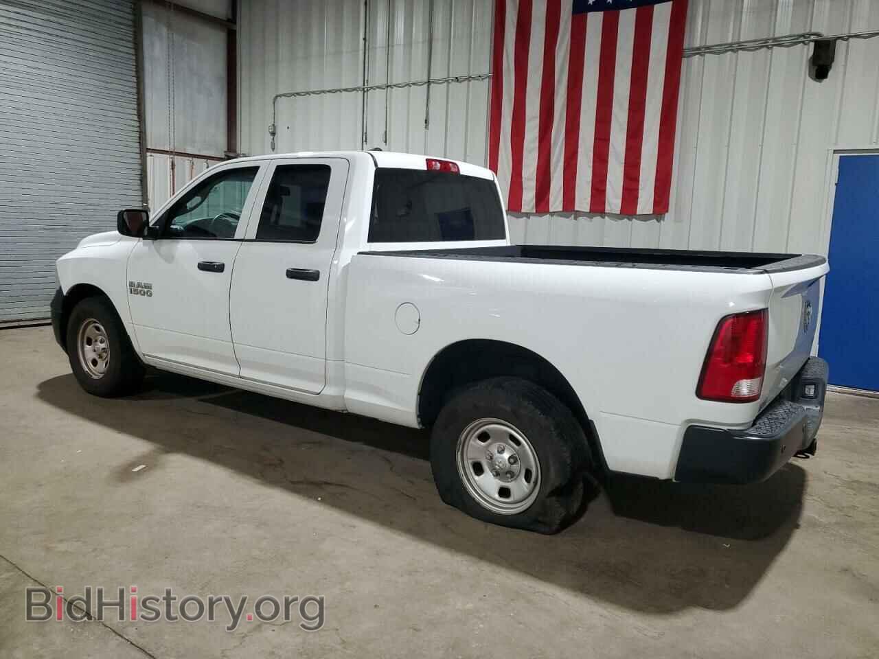 2018 RAM 1500 - VIN: 1C6RR6FG0JS194921 - Photo 2