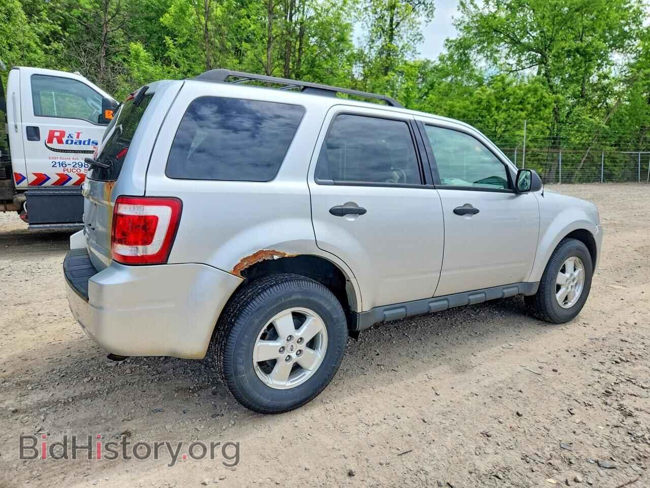 2010 FORD ESCAPE - VIN: 1FMCU0D72AKD44116 - Фото 3