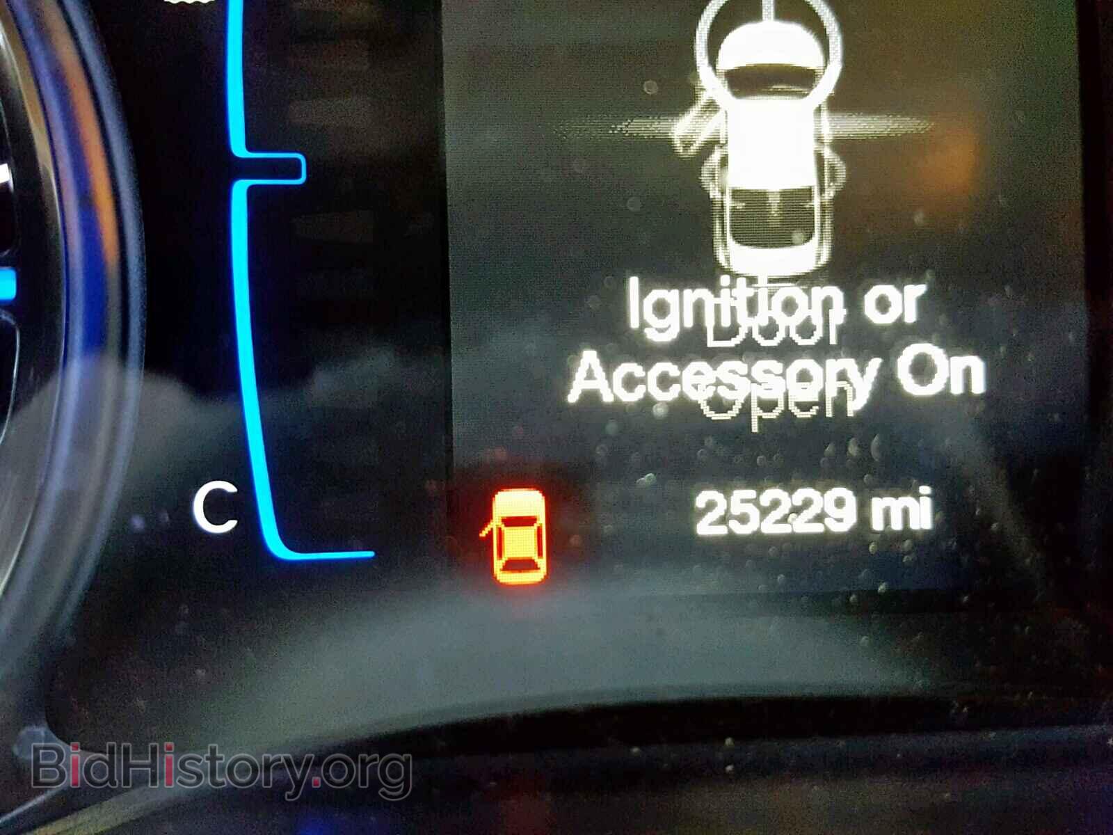 2017 CHRYSLER 200 - VIN: 1C3CCCFB2HN509721 - Фото 8