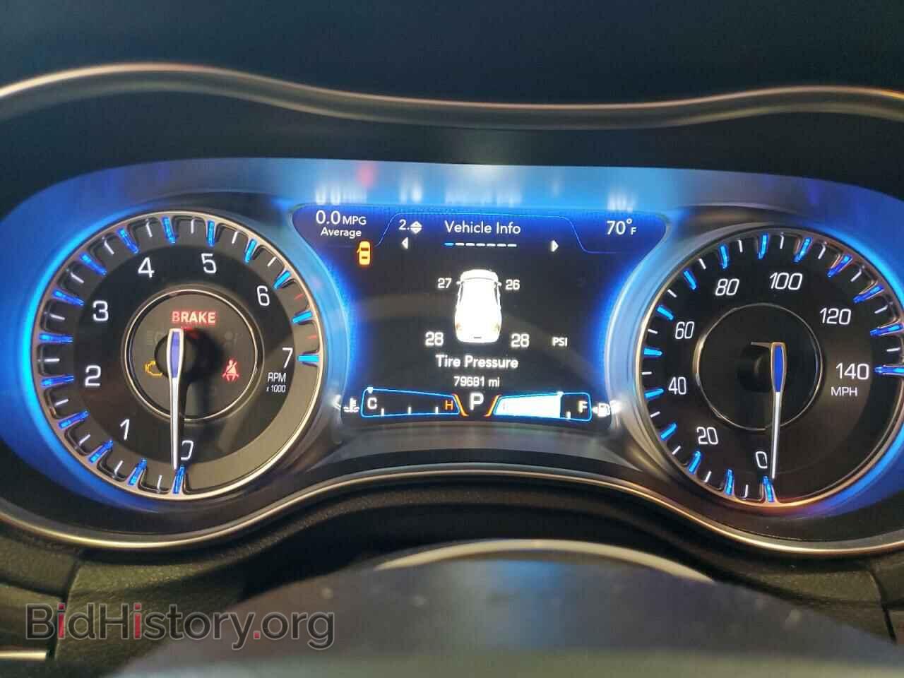 2017 CHRYSLER 300 - VIN: 2C3CCAAG4HH577048 - Фото 9