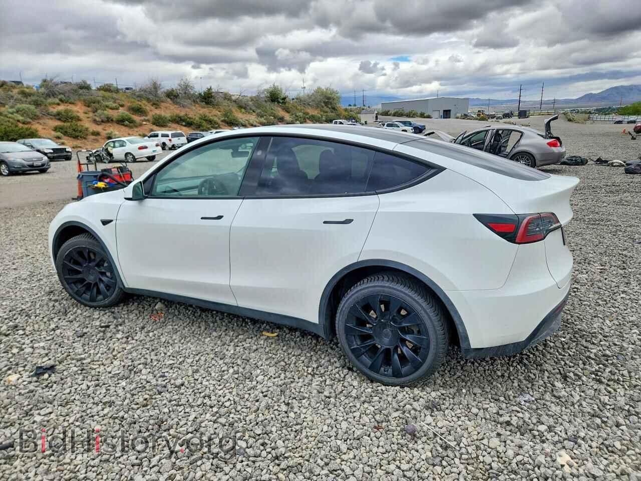 2023 TESLA MODEL Y - VIN: 7SAYGDEE2PF895726 - Фото 2
