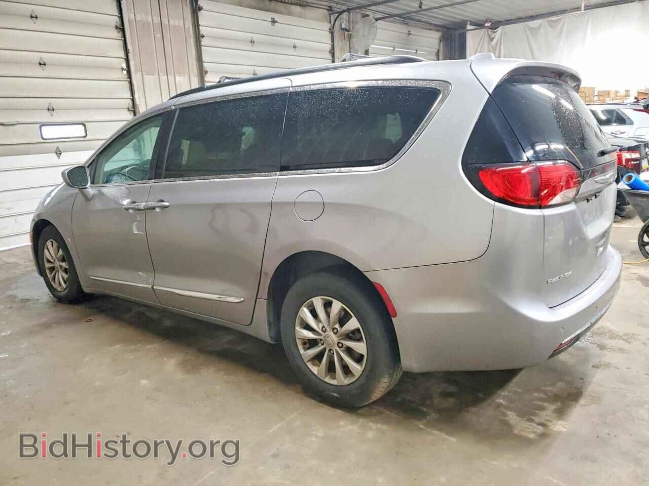 2017 CHRYSLER PACIFICA - VIN: 2C4RC1BG7HR560727 - Фото 2