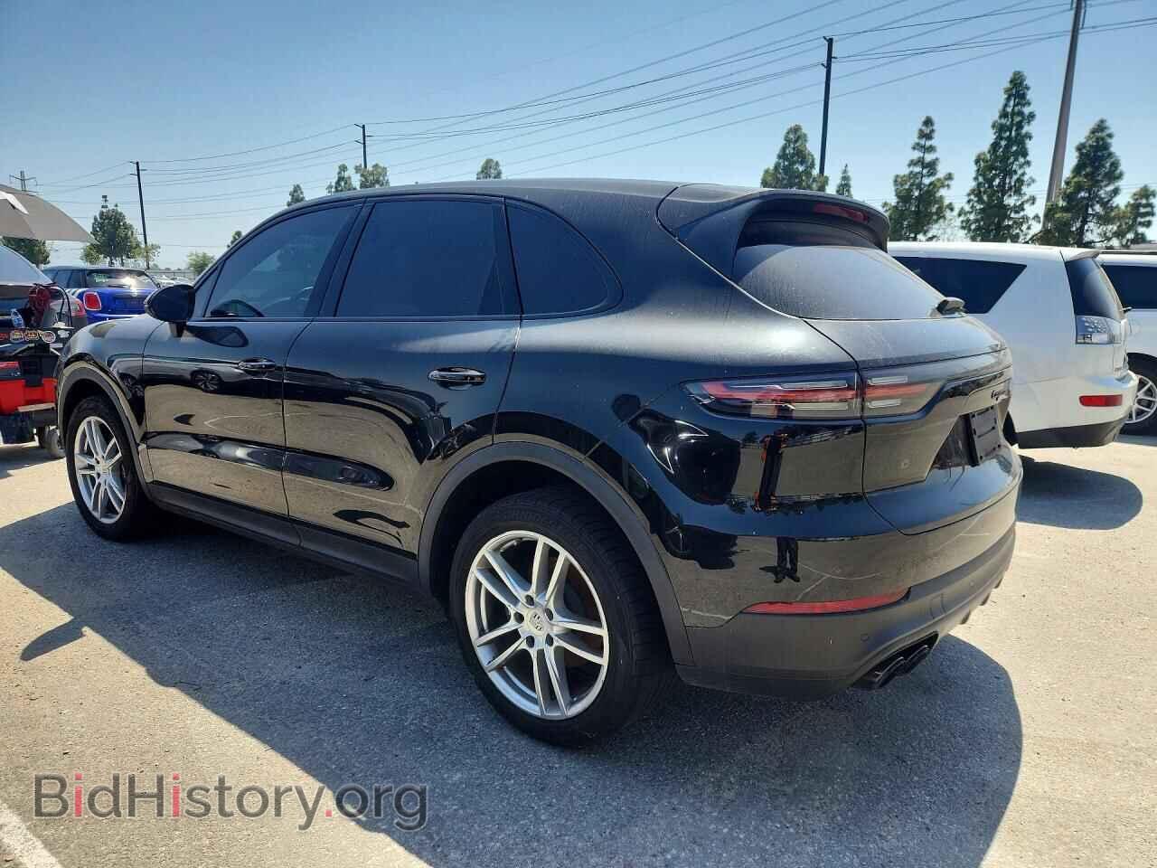 2020 PORSCHE CAYENNE - VIN: WP1AA2AY8LDA09963 - Photo 2