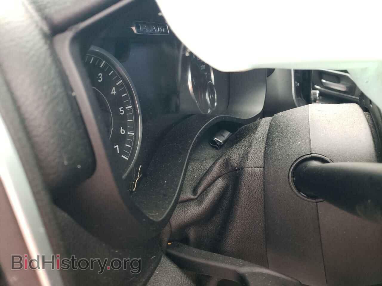 2019 RAM 1500 - VIN: 1C6SRFFT2KN627055 - Фото 9