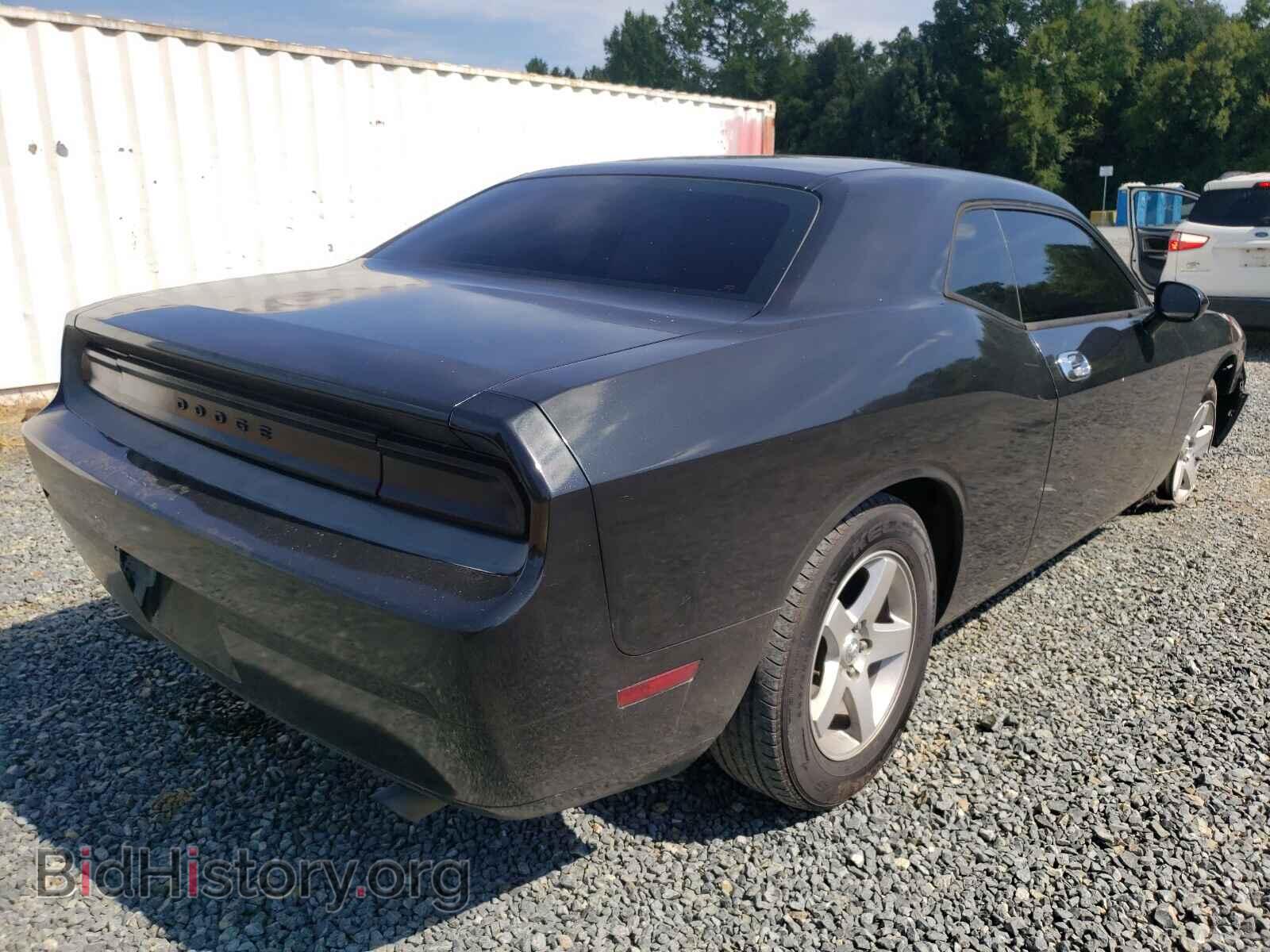 2010 DODGE CHALLENGER - VIN: 2B3CJ4DV2AH323391 - Photo 4
