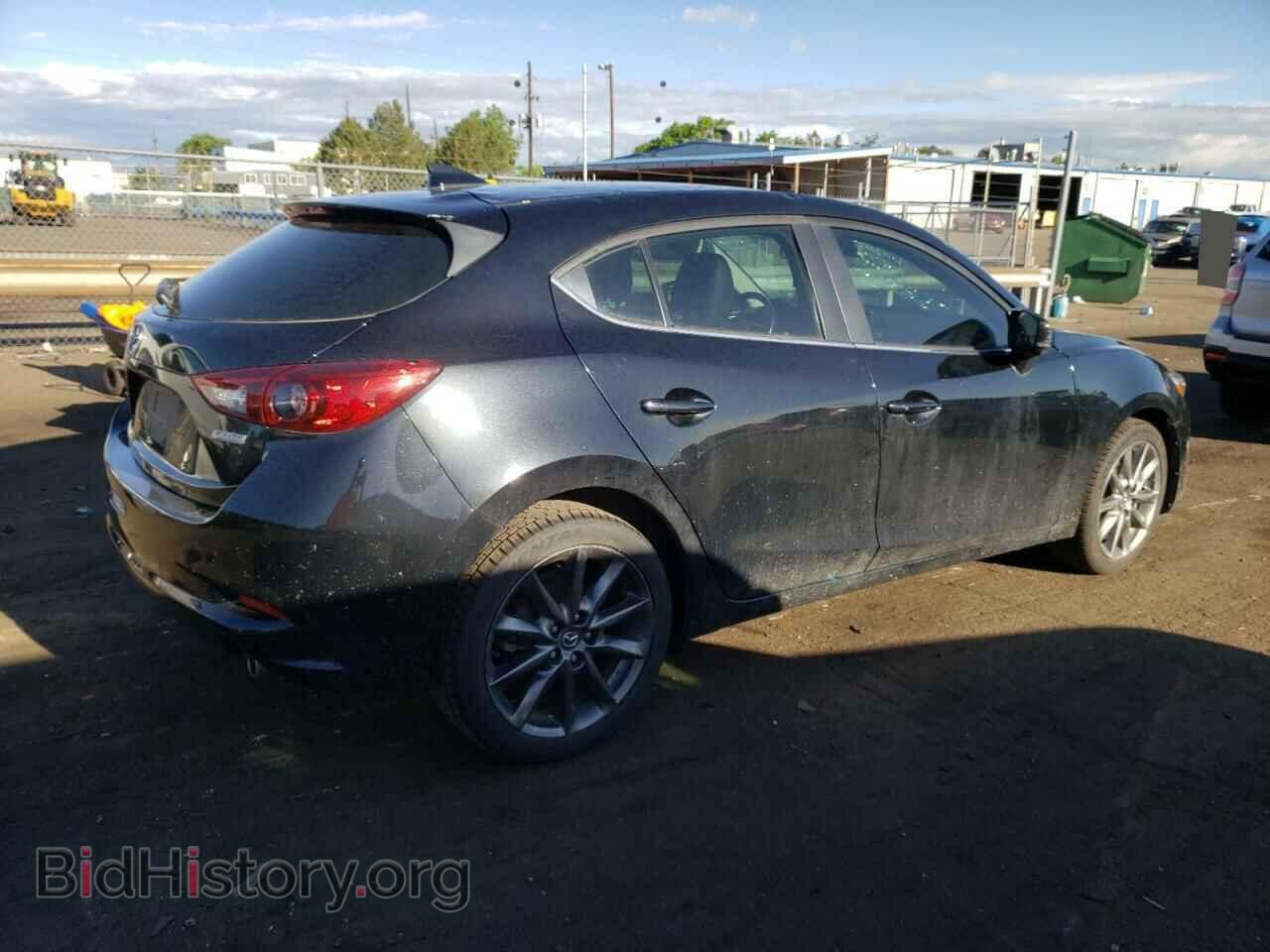 2018 MAZDA 3 - VIN: 3MZBN1L32JM181815 - Фото 3