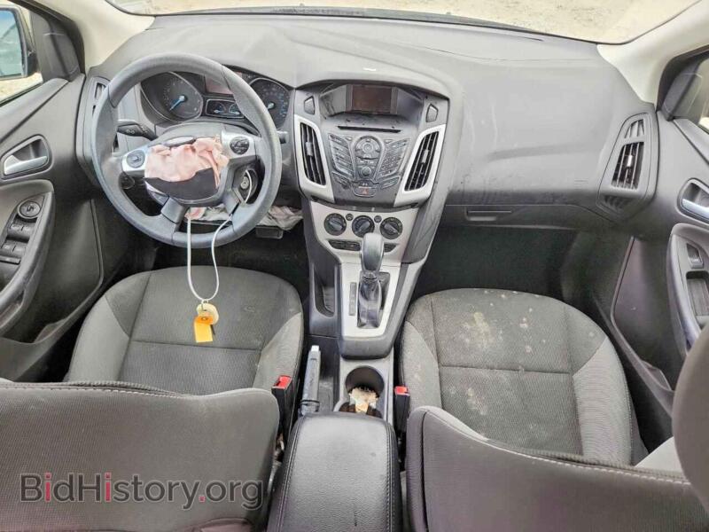 2014 Ford FOCUS (VIN 1FADP3F28EL407860) — фото 8 из 14