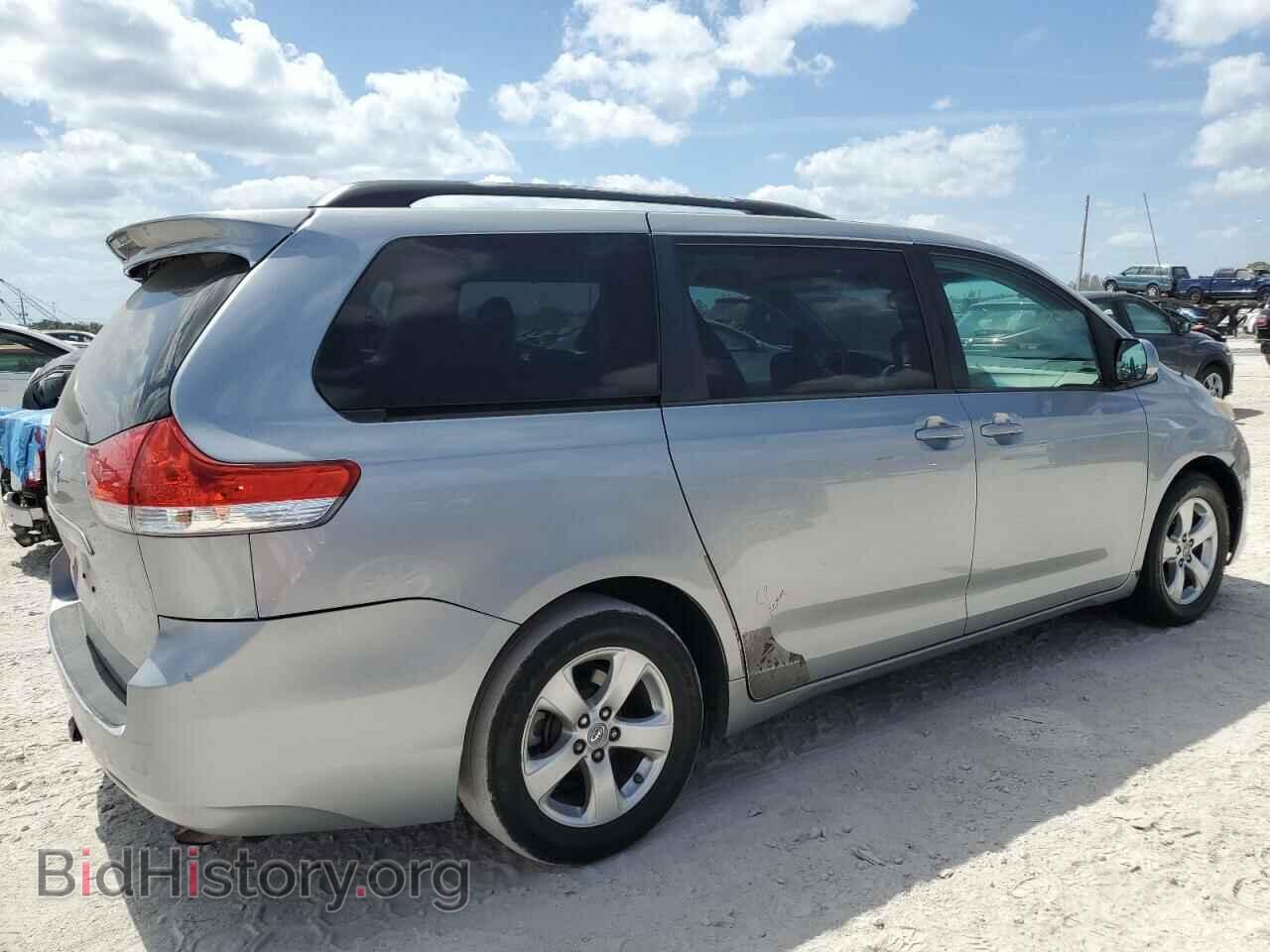 2013 TOYOTA All Models - VIN: 5TDKK3DC1DS377268 - Фото 3