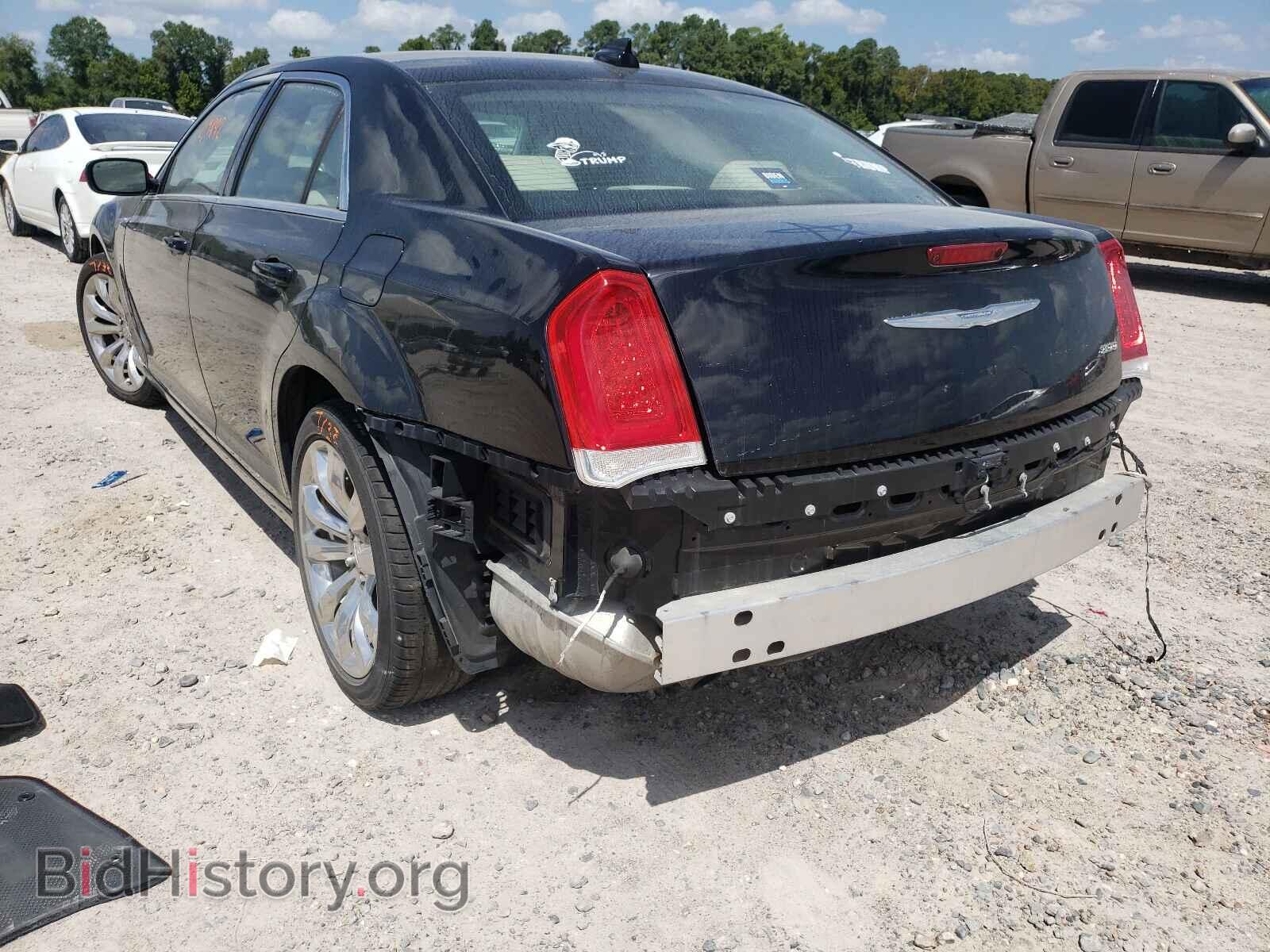 2017 CHRYSLER 300 - VIN: 2C3CCAAG6HH603620 - Фото 3