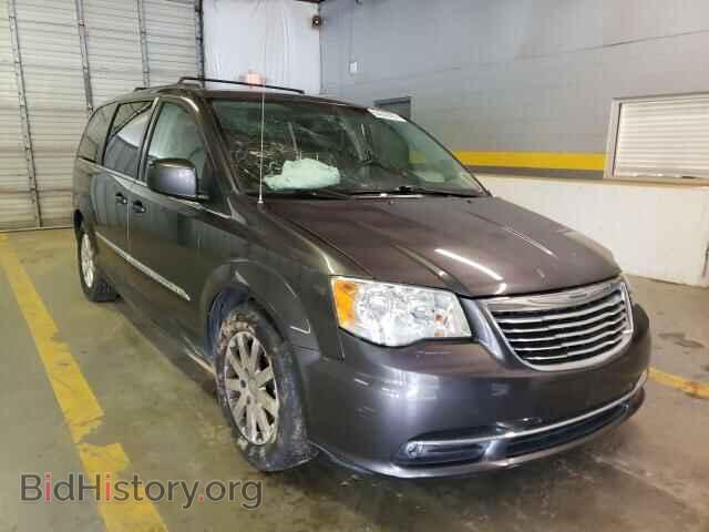 2015 Chrysler MINIVAN Town & COU (VIN 2C4RC1BG5FR637267) — photo 1 of 10, Copart, damage: side
