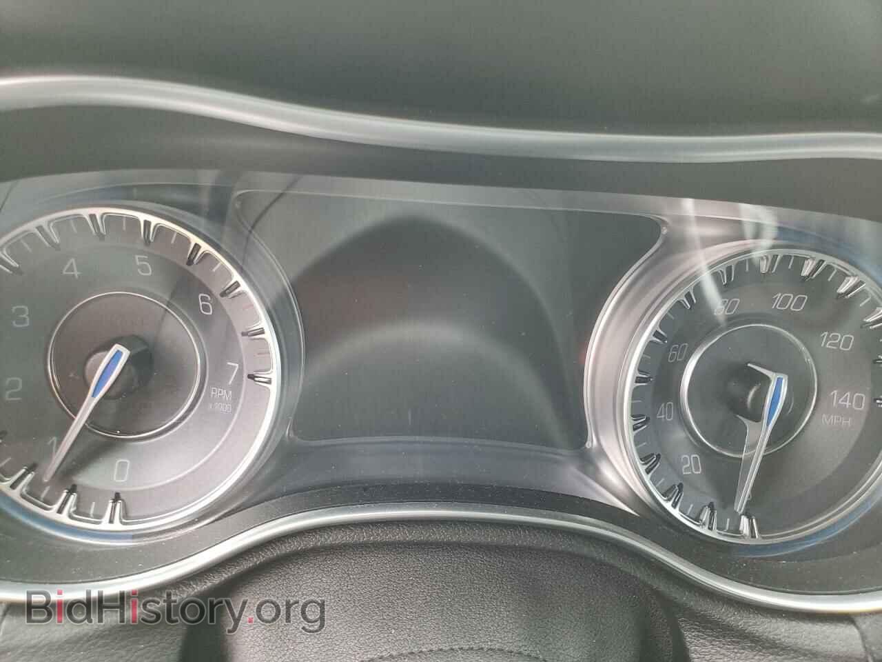 2016 CHRYSLER 300 - VIN: 2C3CCAEG5GH190453 - Фото 8