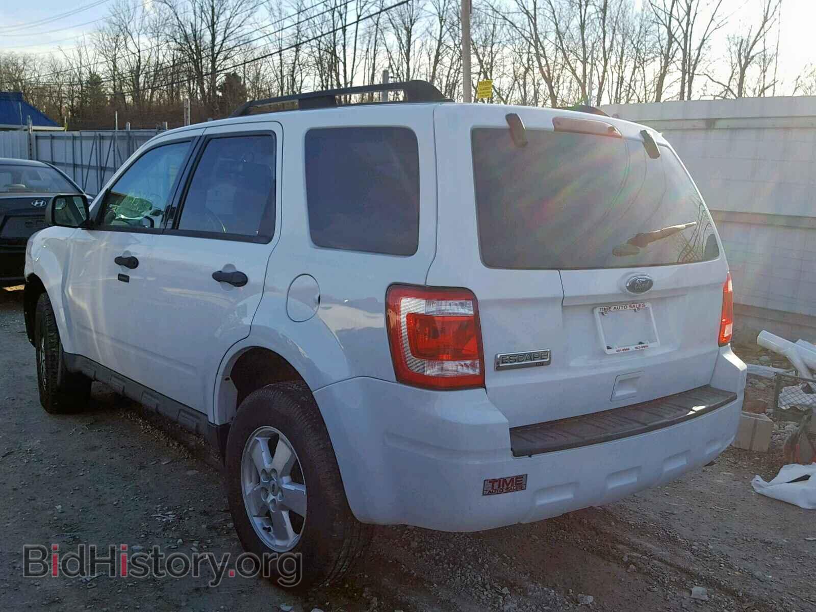 2011 FORD ESCAPE - VIN: 1FMCU0D77BKB36590 - Фото 3