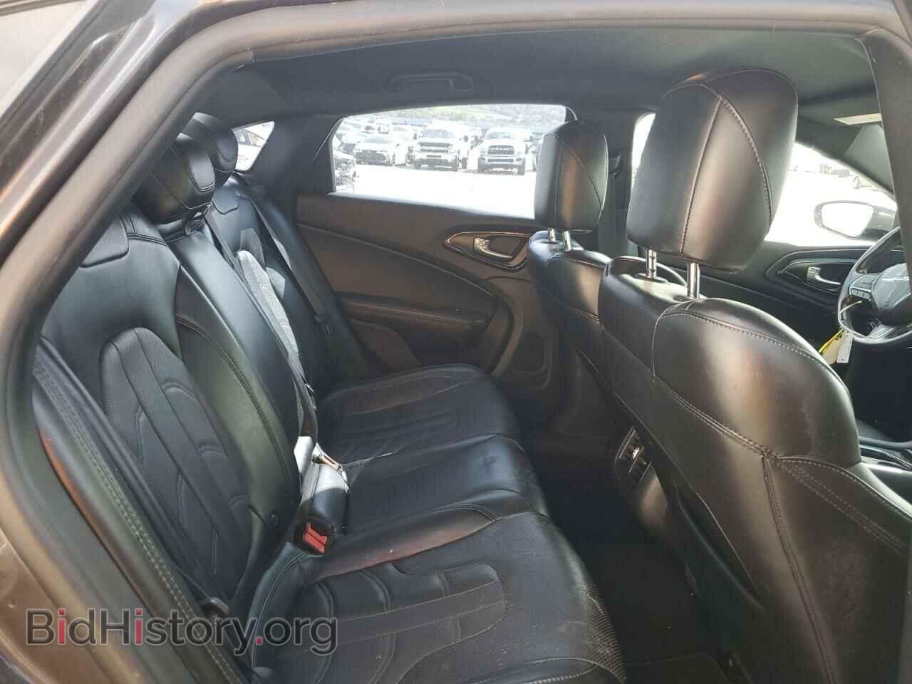 2016 CHRYSLER 200 - VIN: 1C3CCCDG2GN176403 - Фото 10