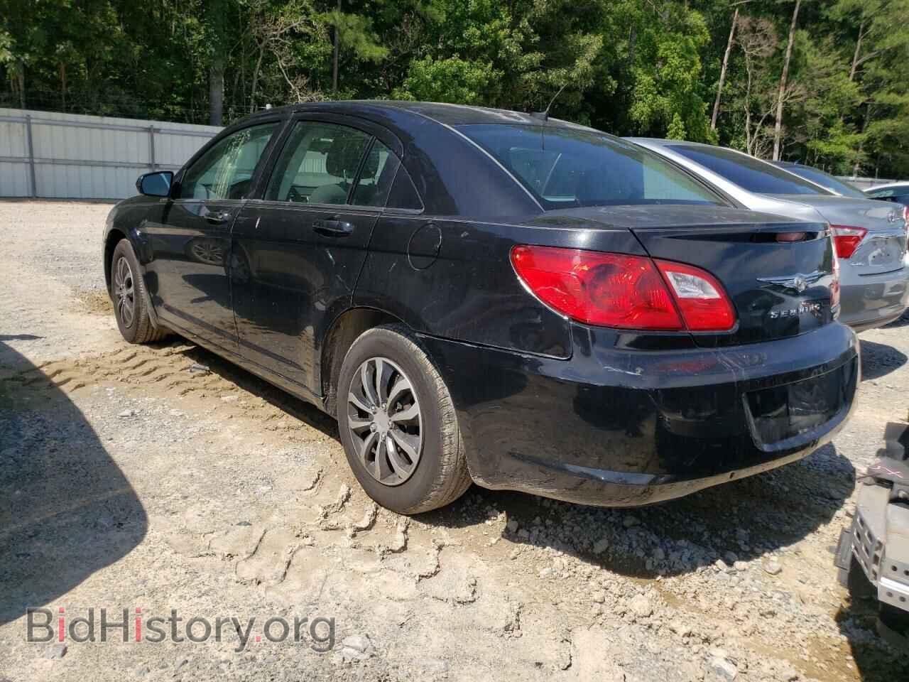 2010 CHRYSLER SEBRING - VIN: 1C3CC4FB2AN232628 - Фото 2