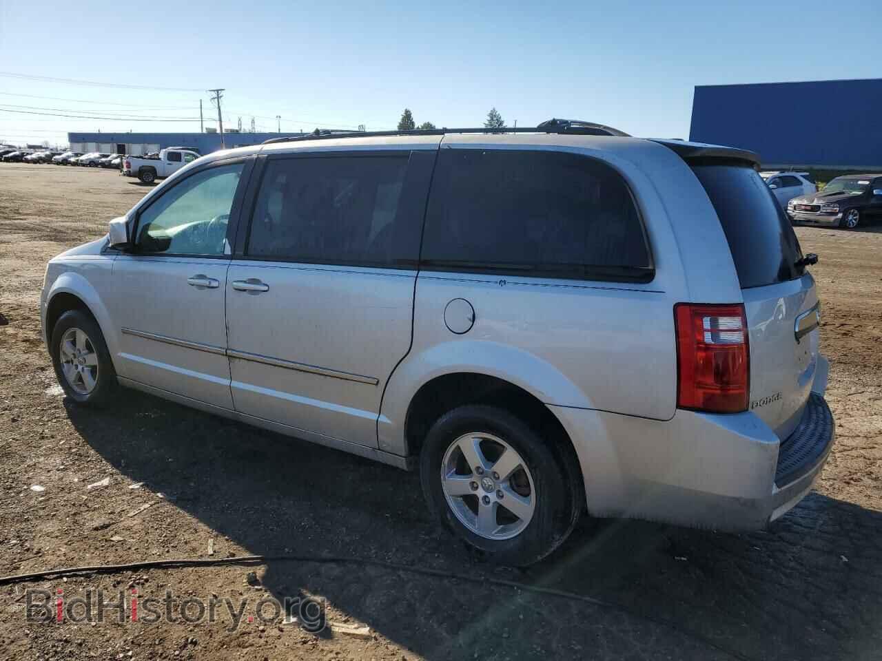 2010 DODGE CARAVAN - VIN: 2D4RN5D15AR282008 - Фото 2
