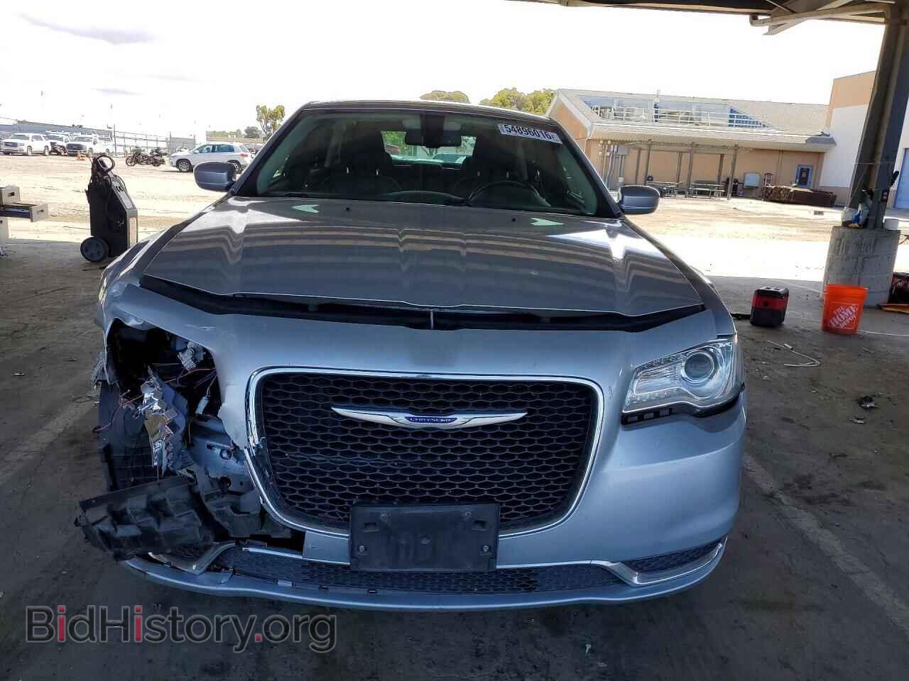 2019 CHRYSLER 300 - VIN: 2C3CCAAG0KH601465 - Фото 5