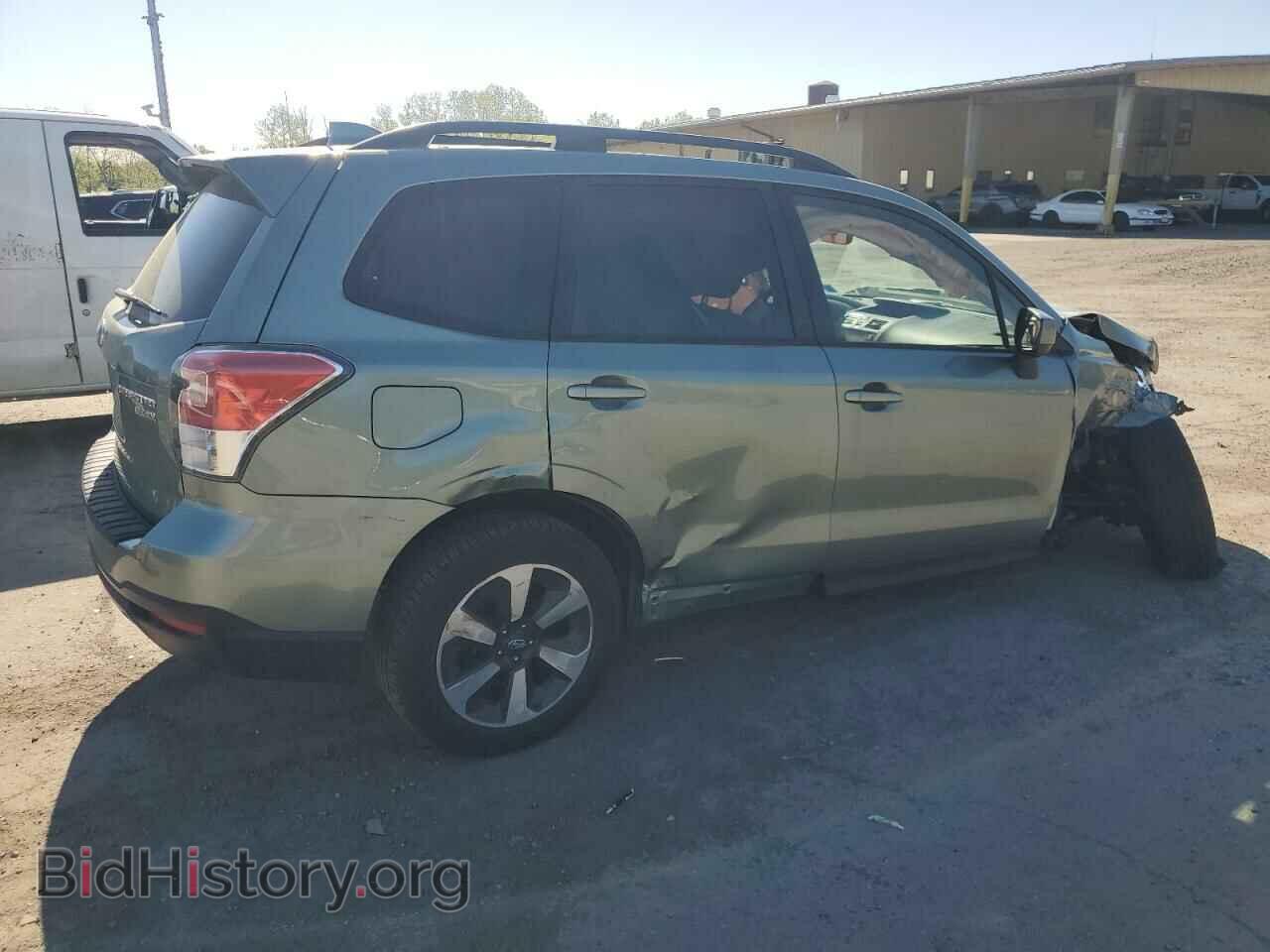 2017 SUBARU FORESTER - VIN: JF2SJAEC8HH588453 - Фото 3