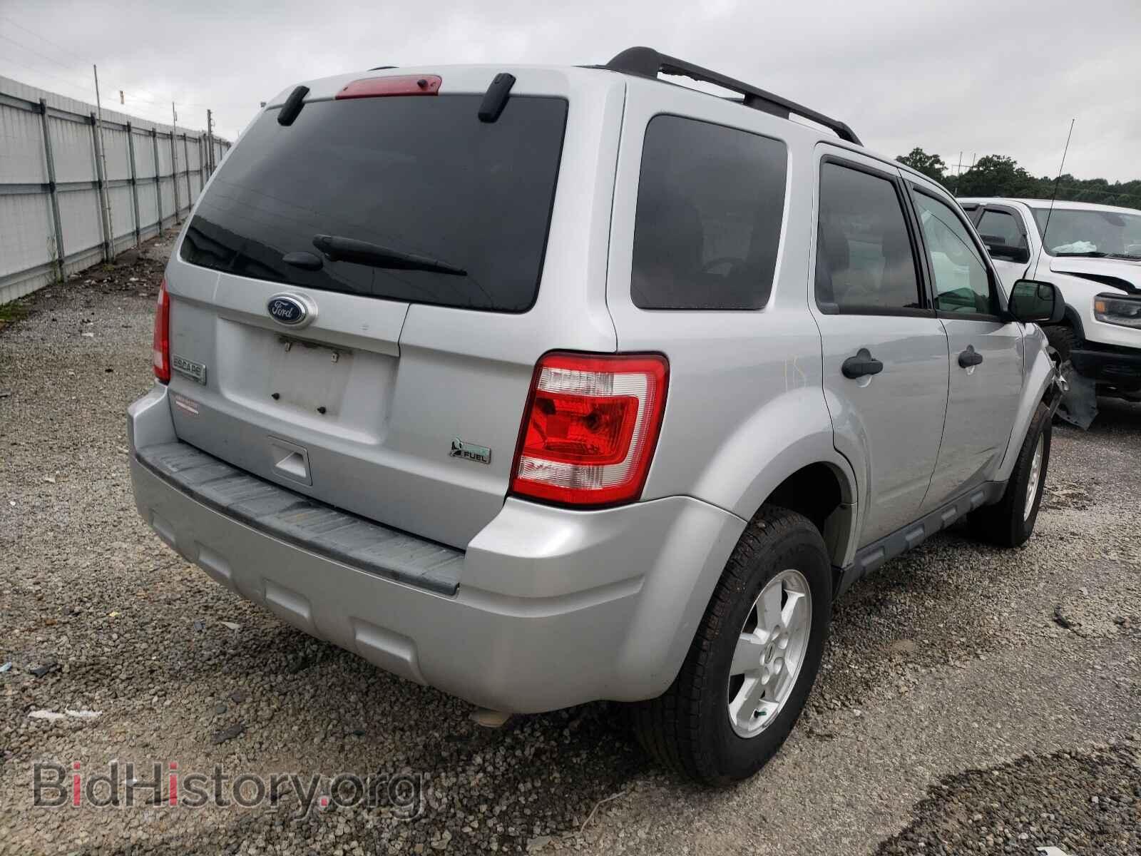 2011 FORD ESCAPE - VIN: 1FMCU0DG6BKC48152 - Фото 4