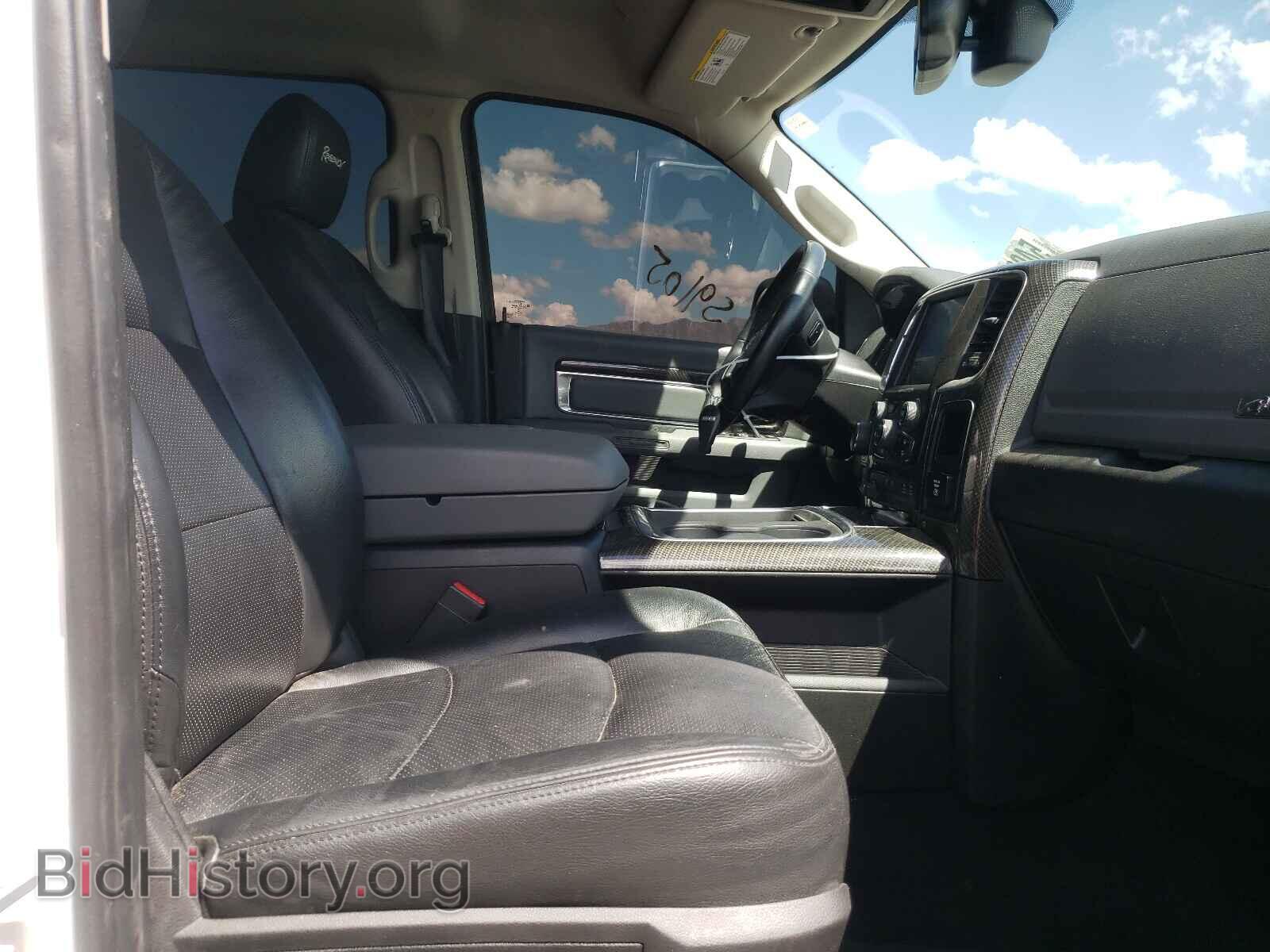 2017 RAM 1500 - VIN: 3C6RR7LT3HG747005 - Photo 5