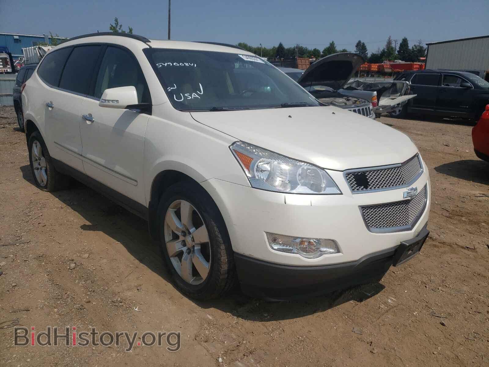 Photo 1GNKVLED4BJ219992 - CHEVROLET TRAVERSE 2011