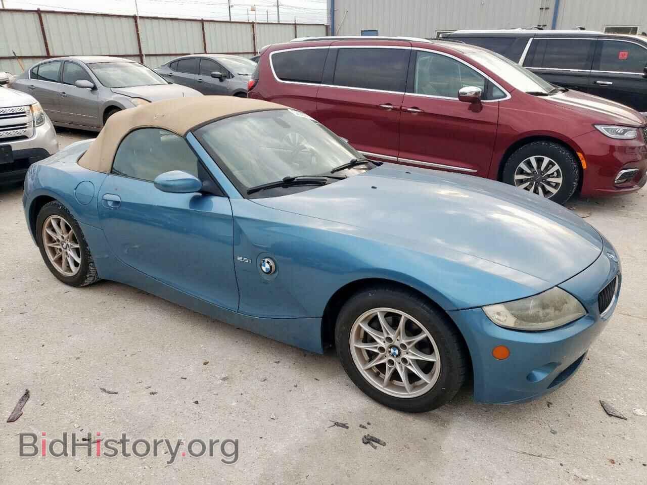 2005 BMW Z4 - VIN: 4USBT33585LS56489 - Photo 4