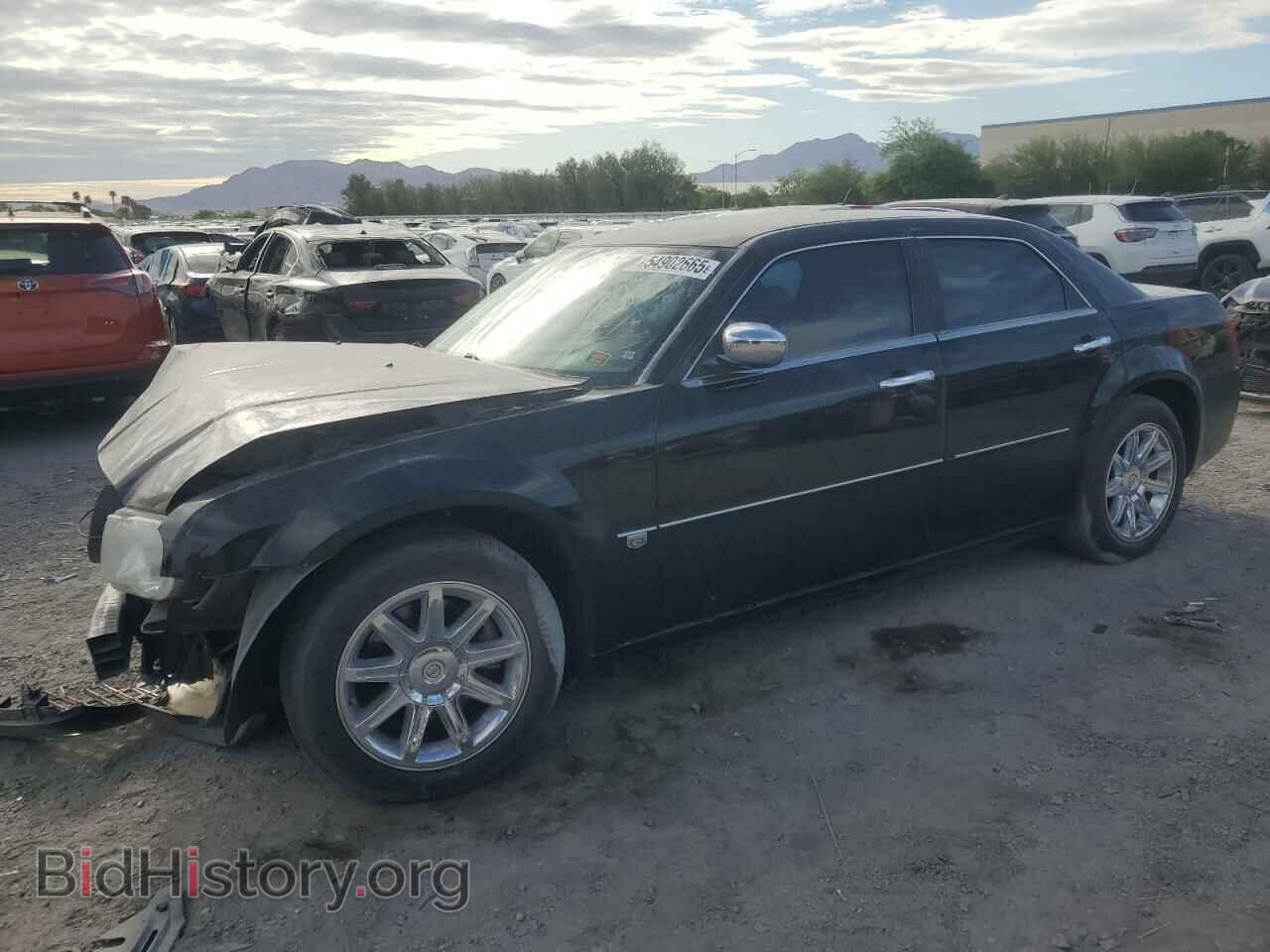 Фотография 2C3KA63H16H135958 - CHRYSLER 300 2006