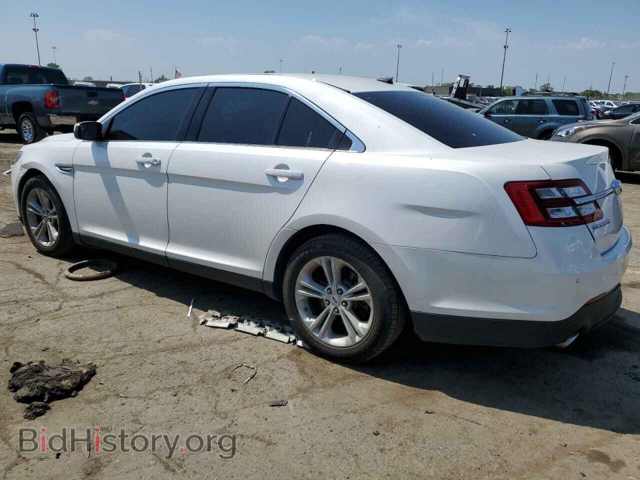 2018 FORD TAURUS - VIN: 1FAHP2E88JG111466 - Photo 2