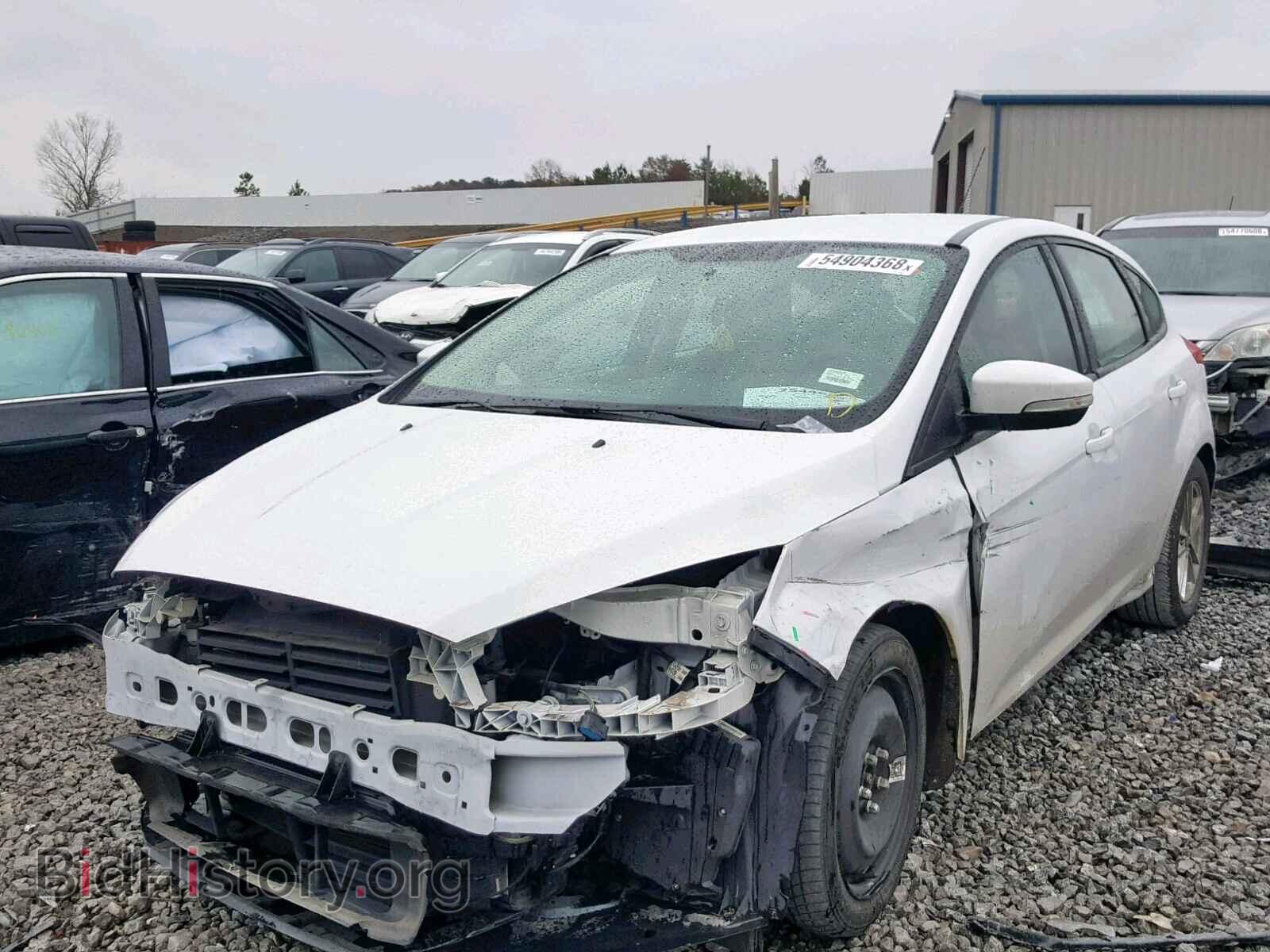 2016 FORD FOCUS SE - VIN: 1FADP3K29GL301913 - Фото 2