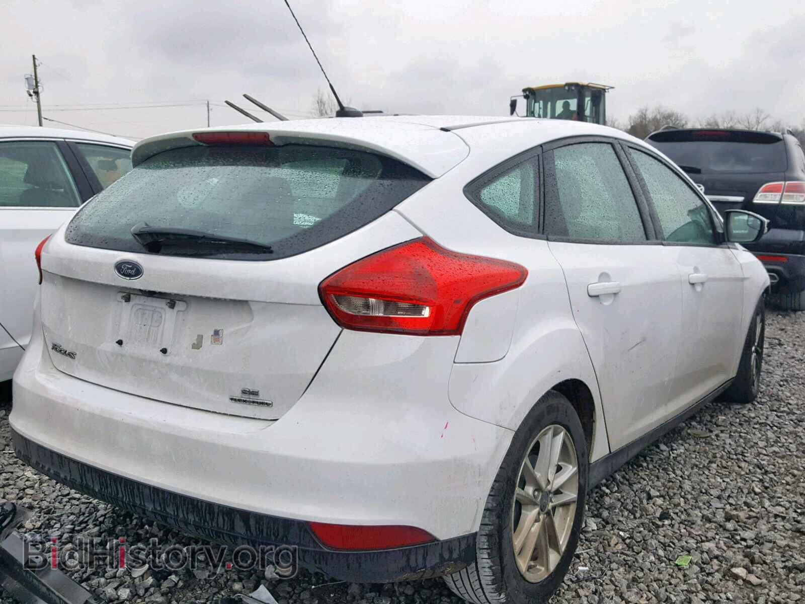 2016 FORD FOCUS SE - VIN: 1FADP3K29GL301913 - Фото 4