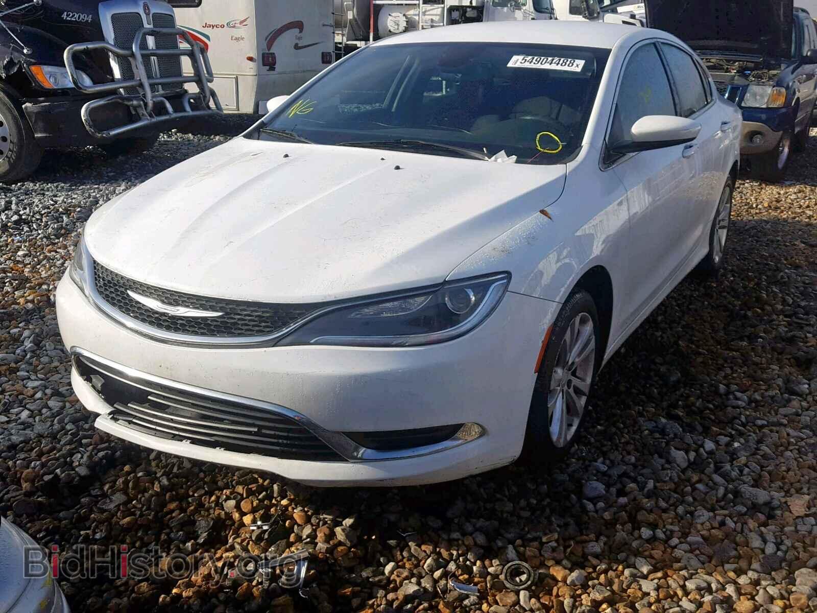 2015 CHRYSLER 200 - VIN: 1C3CCCAB1FN757320 - Photo 2