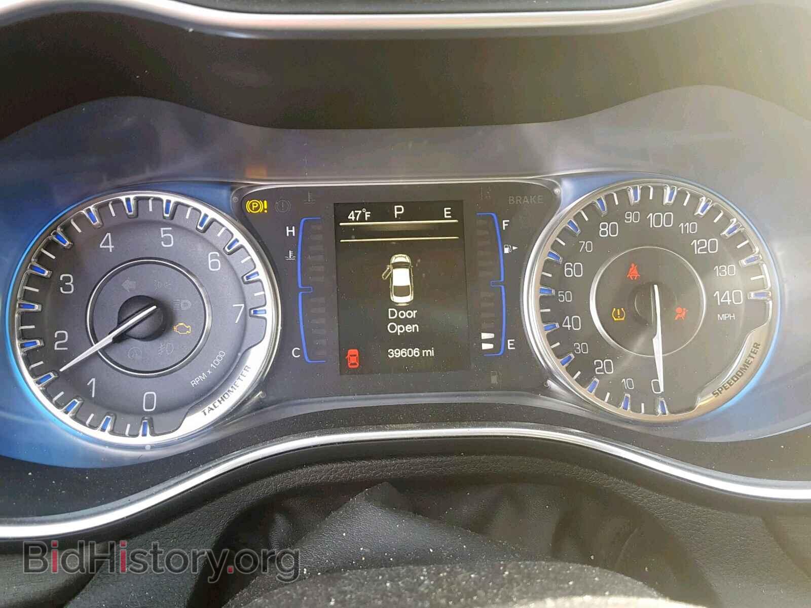 2015 CHRYSLER 200 - VIN: 1C3CCCAB1FN757320 - Photo 8