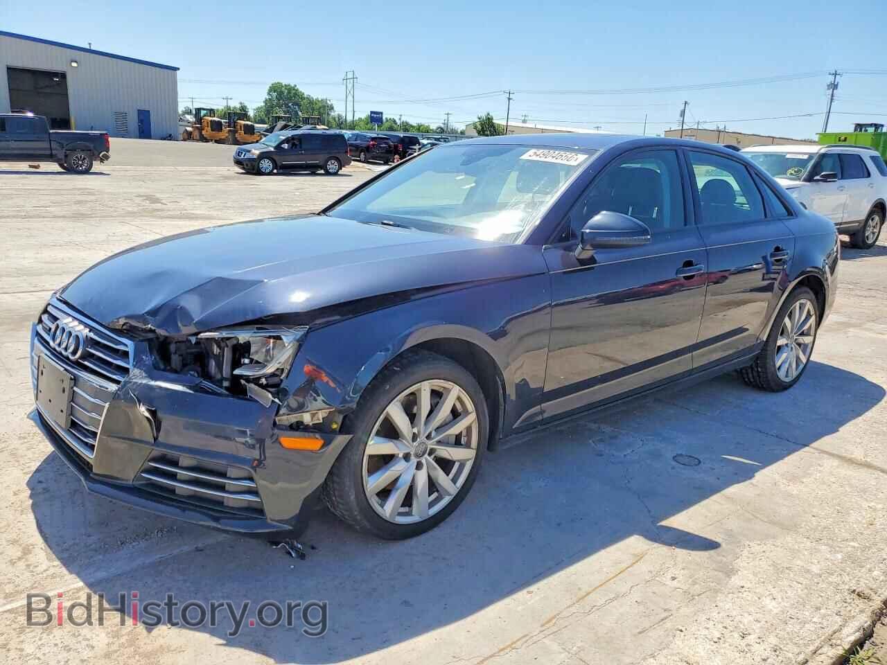 Photo WAUANAF46HN069678 - AUDI A4 2017