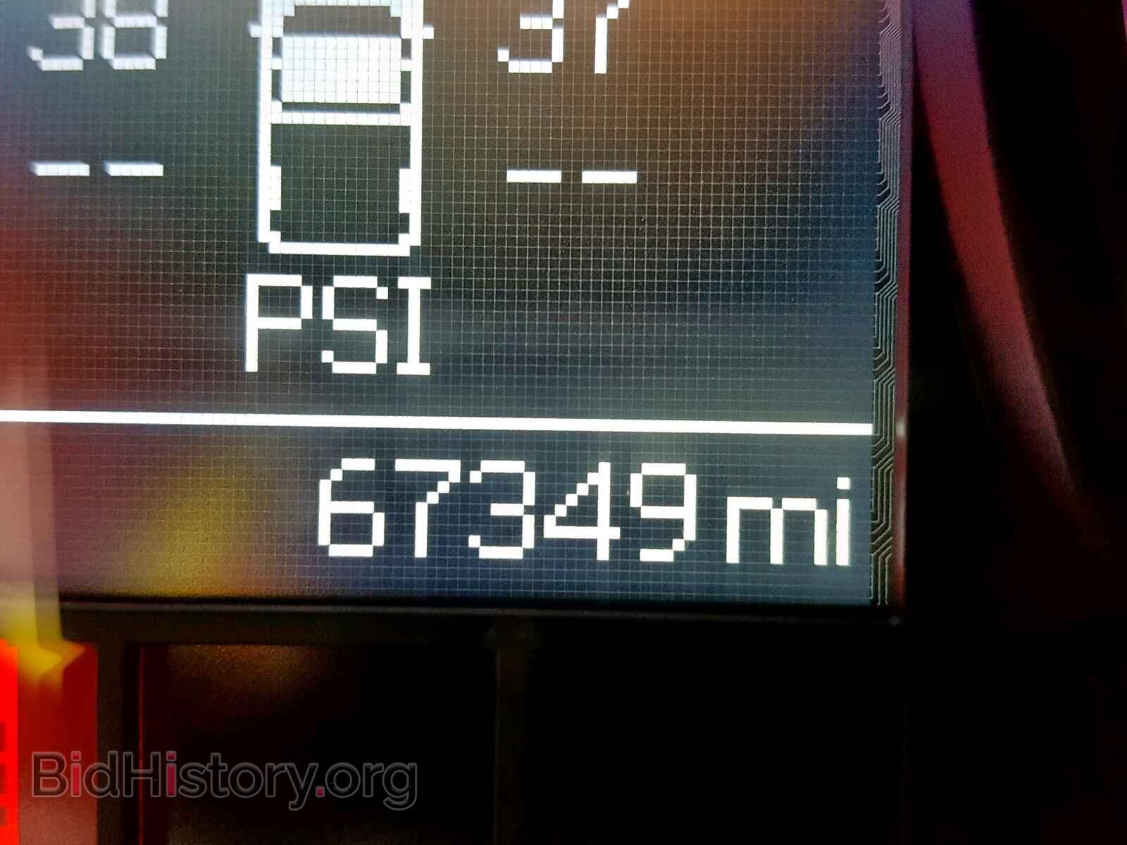 2011 DODGE RAM 1500 - VIN: 1D7RB1GT2BS603262 - Фото 8
