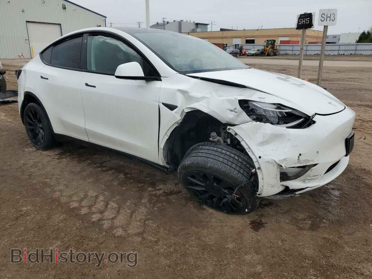 2023 TESLA MODEL Y - VIN: 7SAYGDEE5PF585117 - Photo 4