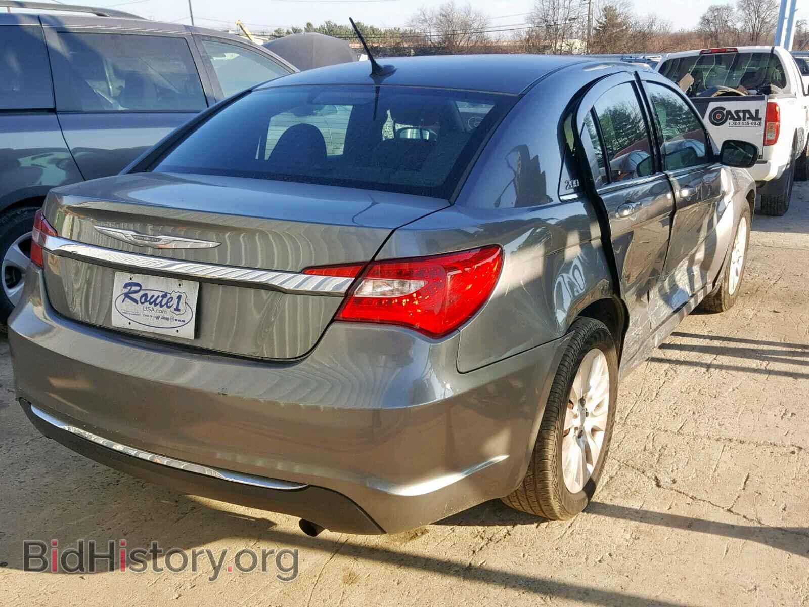 2012 CHRYSLER 200 - VIN: 1C3CCBAB8CN235984 - Фото 4