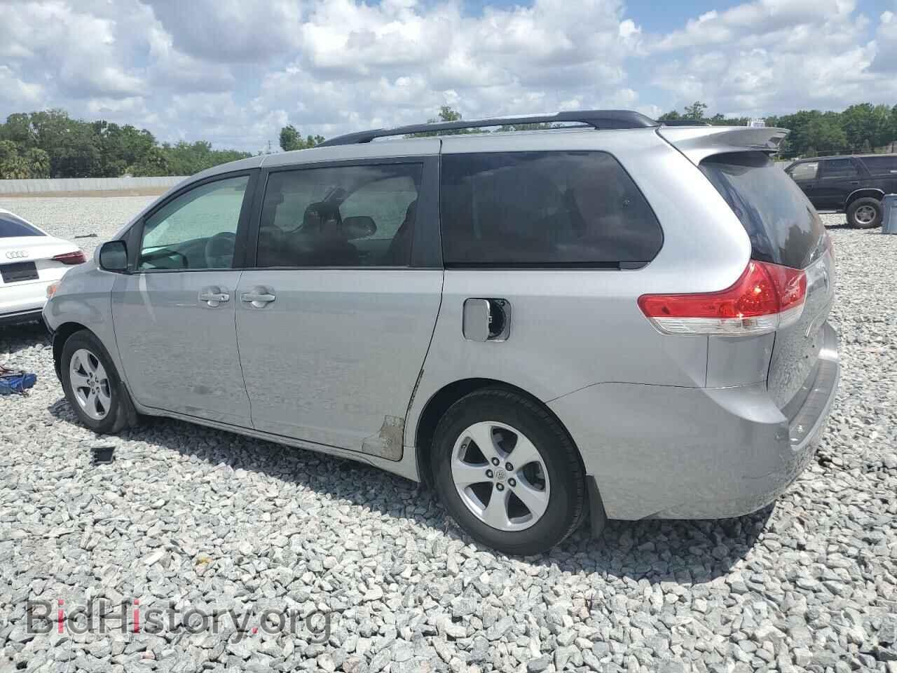 2011 TOYOTA All Models - VIN: 5TDKK3DC1BS003465 - Фото 2